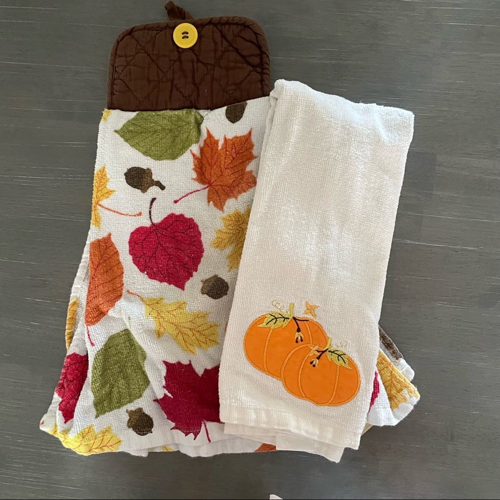 Seasonal Hand Towel Set